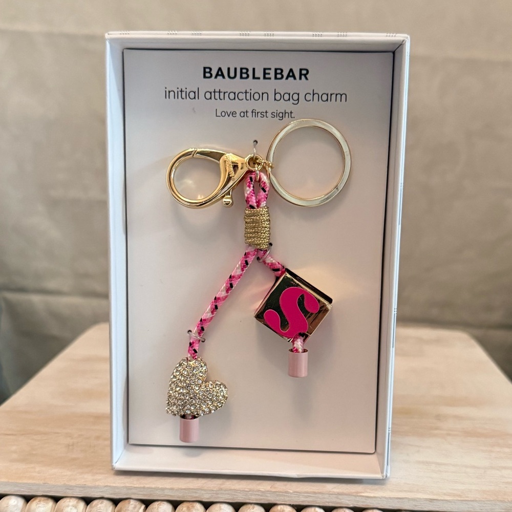 ⚡️⭐️BaubleBar Initial "S" Attraction Bag Charm